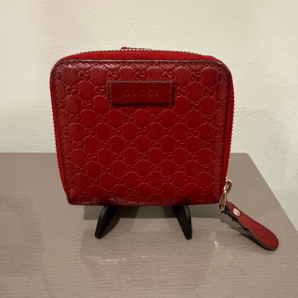 Gucci Embossed Red Leather Wallet